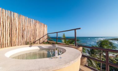 Lujoso Penthouse frente al Mar en Mahahual con Roof Top Privado