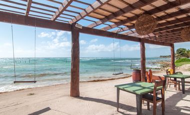 Lujoso Penthouse frente al Mar en Mahahual con Roof Top Privado