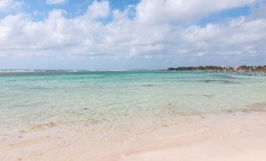Lujoso Penthouse frente al Mar en Mahahual con Roof Top Privado