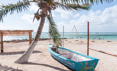 Lujoso Penthouse frente al Mar en Mahahual con Roof Top Privado