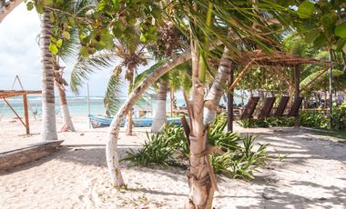 Lujoso Penthouse frente al Mar en Mahahual con Roof Top Privado