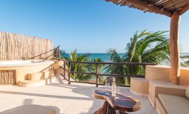 Lujoso Penthouse frente al Mar en Mahahual con Roof Top Privado