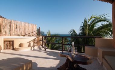 Lujoso Penthouse frente al Mar en Mahahual con Roof Top Privado
