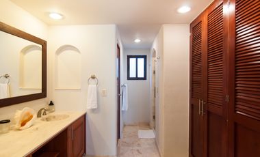 Lujoso Penthouse frente al Mar en Mahahual con Roof Top Privado