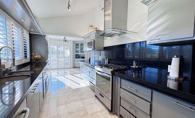 Lujosa Residencia en el Campo de Golf de El Cid, Mazatlán
