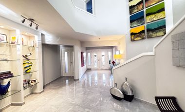 Lujosa Residencia en el Campo de Golf de El Cid, Mazatlán