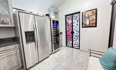 Lujosa Residencia en el Campo de Golf de El Cid, Mazatlán