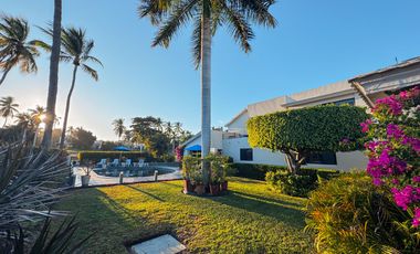 Lujosa Residencia en el Campo de Golf de El Cid, Mazatlán