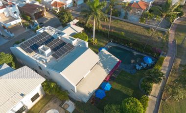 Lujosa Residencia en el Campo de Golf de El Cid, Mazatlán