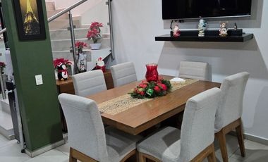 Casa REMODELADA en venta en TLAQUEPAQUE A 15 MINS DEL AEROPUERTO