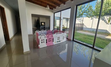 Se vende hermosa casa en Parcelacion El Llano, Rengo