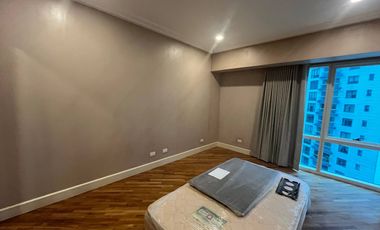 ROCKWELL WEST BLOCK LUNA TOWER 3 BEDROOM FOR RENT ROCKWELL