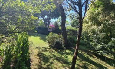 CASA CONTEMPORANEA EN VENTA, CON VISTA AL LAGO.