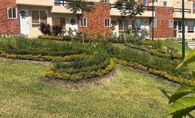 ESTRENE BONITA CASA EN CONJUNTO CON ALBERCA