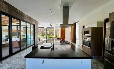 Residencia en Venta Fraccionamiento Club de Golf El Cristo Atlixco, Puebla