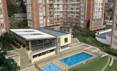 Se arrienda departamento amoblado frente al Mall Plaza del Trébol