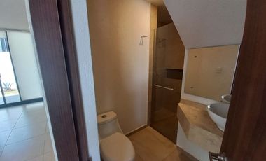 RENTO CASA EN CONDOMINIO AMARA GRAND ALTOS JURIQUILLA QUERETARO