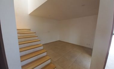 RENTO CASA EN CONDOMINIO AMARA GRAND ALTOS JURIQUILLA QUERETARO