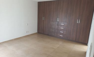 RENTO CASA EN CONDOMINIO AMARA GRAND ALTOS JURIQUILLA QUERETARO