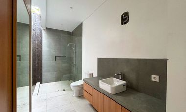 Brand New 2 Bedroom Tropical Villa Sanur Bali for Rent Yearly
