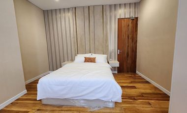 House and Lot For Sale at Portofino Heights Las Pinas City