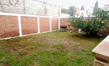 VENTA DE CASA EN LA COL. LOMAS DE SANTA MARÍA.