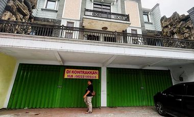 Sewa Ruko 3 Lantai di Mojoagung Jombang Dekat Pasar Mojoagung, RS PKU Muhammadiyah Mojoagung