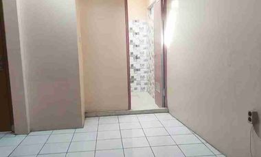 jarang ada rumah dalam komplek dwkat jalan raya di cipageran Cimahi