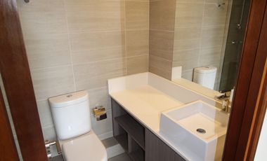 VENDO  Maravilloso dep estilo y calidad superior de  1D 1B con estacionamiento y bodega