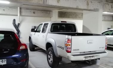 VENDO  Maravilloso dep estilo y calidad superior de  1D 1B con estacionamiento y bodega