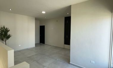 RESIDENCIAL EQUIPADA CON IMPRESIONANTES VISTAS A LAS MONTAÑAS