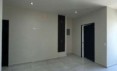 RESIDENCIAL EQUIPADA CON IMPRESIONANTES VISTAS A LAS MONTAÑAS