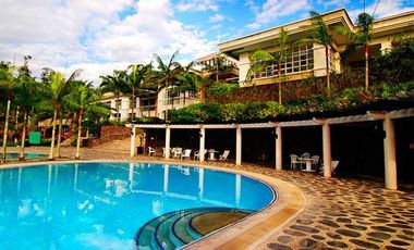 3 Bedroom house With Office and Balcony in  Ayala Westgrove Heights Inchican Silang Cavite