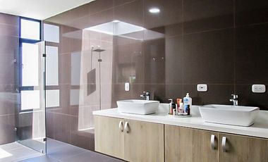 47720 Casa en arriendo en Alto de Palmas, Envigado