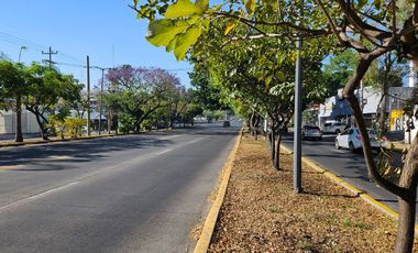 Edificio en Venta, sobre avenida cerca de Av. Circunvalación Norte, Guadalajara