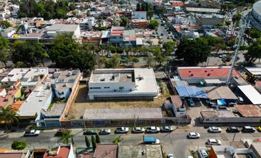 Edificio en Venta, sobre avenida cerca de Av. Circunvalación Norte, Guadalajara