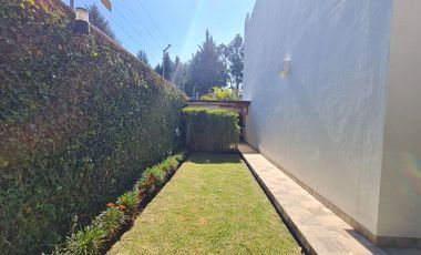 Renta casa de 198m2 en el Dean, Los Chillos con generador eléctrico