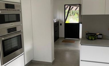 CASA CAMPESTRE EN VENTA EN CAJICÁ (FAGUA)