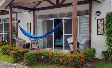 CASA CAMPESTRE EN VENTA EN GIRARDOT