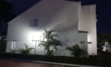 CASA CAMPESTRE EN VENTA EN GIRARDOT