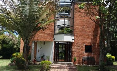 CASA CAMPESTRE EN VENTA EN CHÍA (LA BALSA)