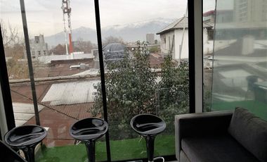 CASA LOFT, 3 NIVELES, APTA PARA OFICINA (O VIVIENDA CON MODIFICACIONES), PASAJE CERRADO. ERNESTO PINTO LAGARRIGUE, BARRIO BELLAVISTA, RECOLETA
