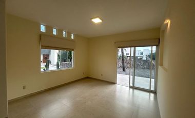 Casa de 4 recámaras en Balcones de  Juriquilla