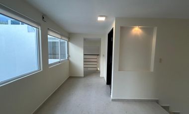 Casa de 4 recámaras en Balcones de  Juriquilla