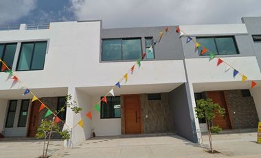 Casa en Venta con recámara en planta baja, Coto Boreales II, Zapopan
