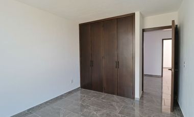 Casa en Venta con recámara en planta baja, Coto Boreales II, Zapopan