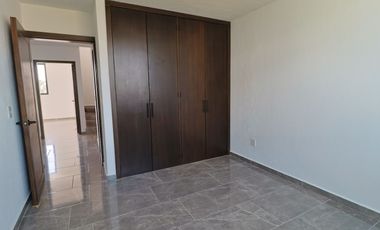 Casa en Venta con recámara en planta baja, Coto Boreales II, Zapopan