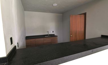 Casa en Venta con recámara en planta baja, Coto Boreales II, Zapopan