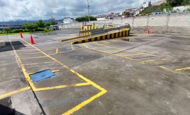 VENTA BODEGA COMERCIAL EN AMBATO, SECTOR CIUDADELA INGAHURCO