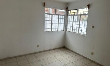 OFICINA EN RENTA EN AV LAZARO CARDENAS